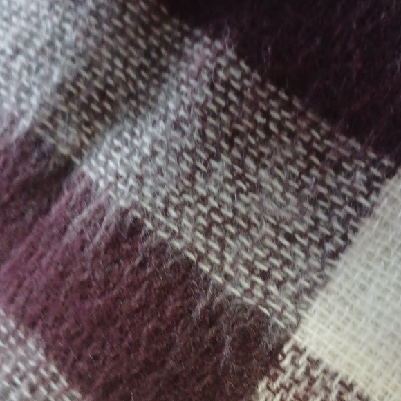 Scarf - Picture 3 of 3